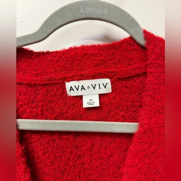Ava & Viv Red Bouclé Button-Front Cardigan - Picture 3 of 3